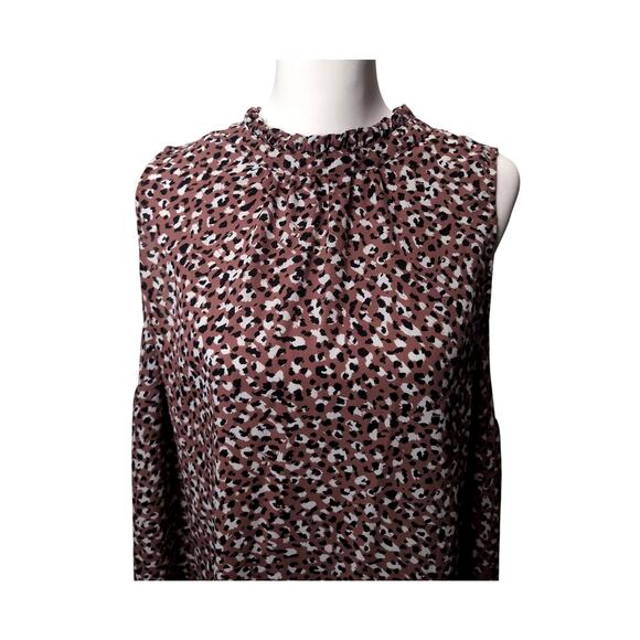 Torrid Women's Mock Neck Sleeveless Tank Ruffle Pink Blank‎ Animal Print 2 Plus - Picture 1 of 7